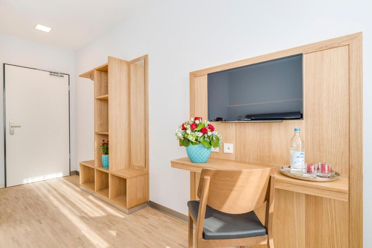 Hotel-Etage Apfelrot Erding Extérieur photo