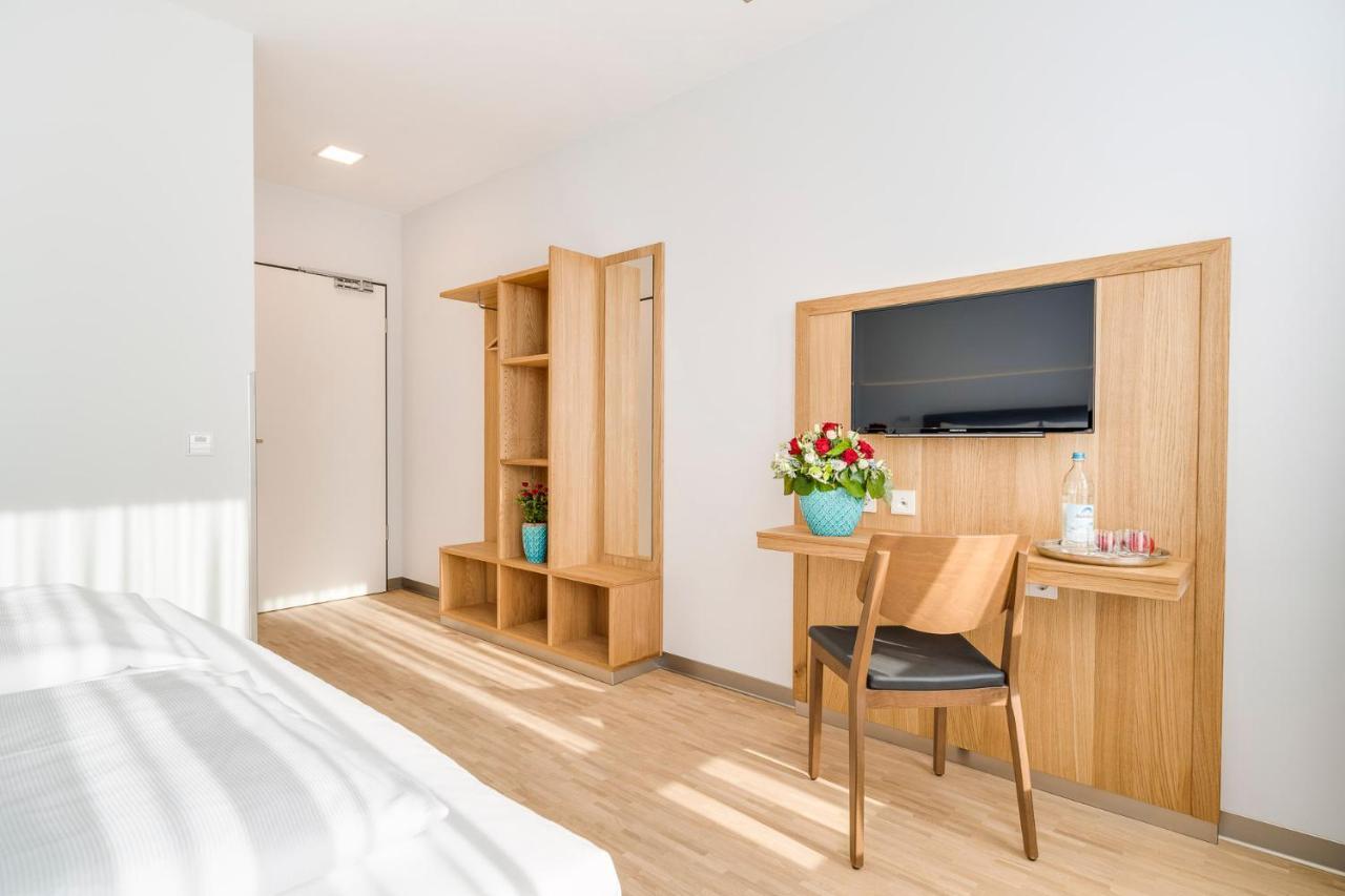 Hotel-Etage Apfelrot Erding Extérieur photo